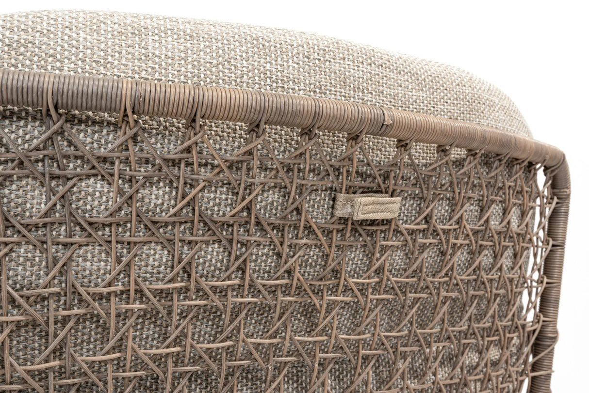 4 Seasons outdoor aprilla dining pure + privada tafel - demo