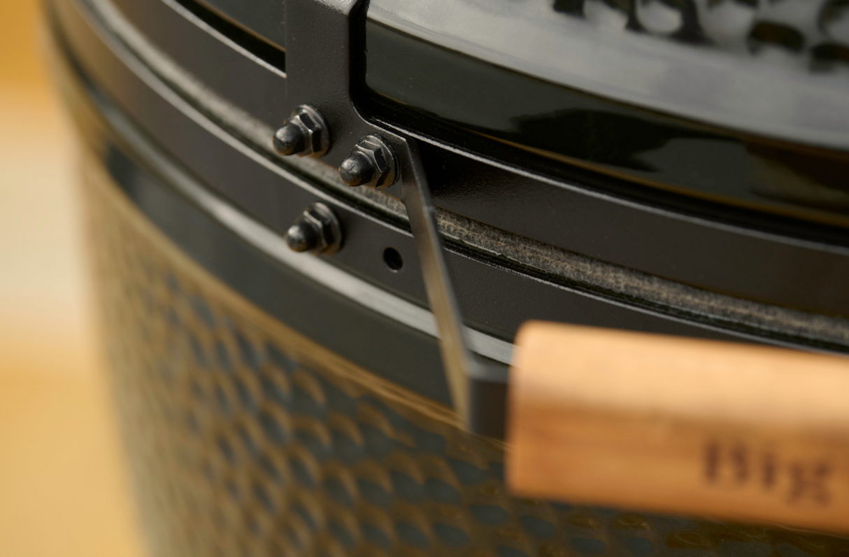 Big Green Egg The Onyx Large Start Collection