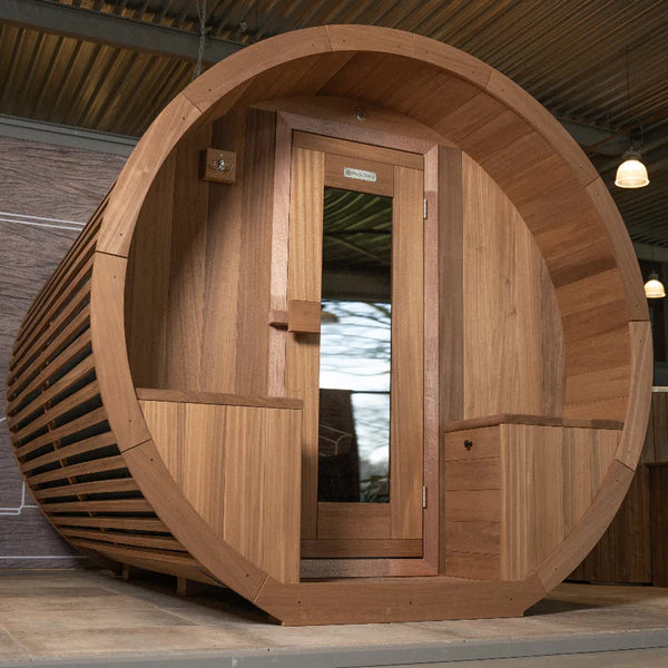 Niksen gemodificeerd Ayous barrel sauna met voorportaal 360 cm