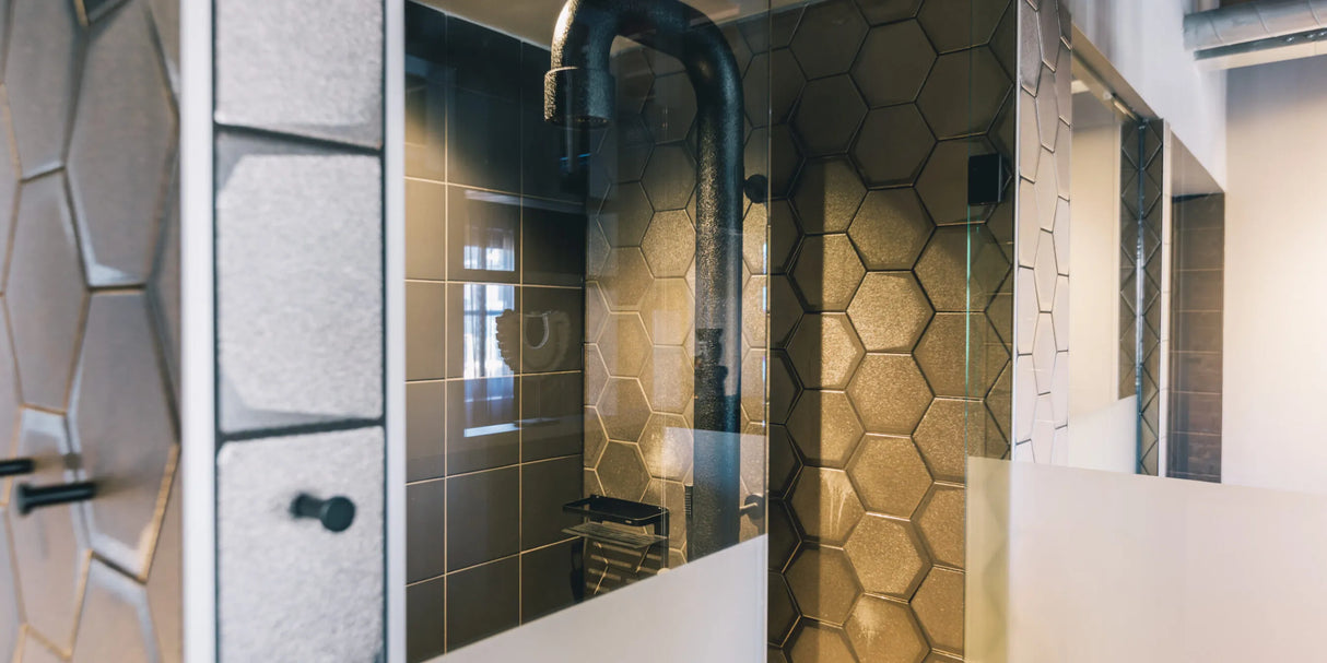 Jee-O Soho 01 buitendouche - hammercoated zwart RVS