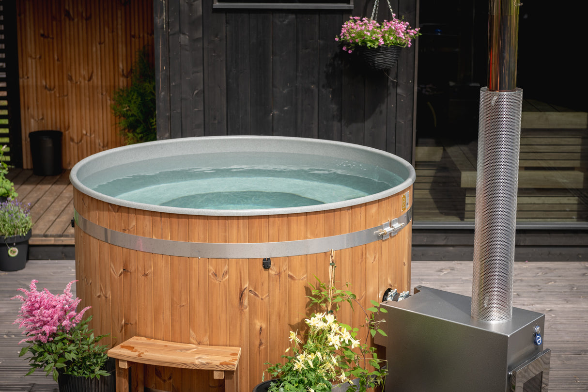 Kirami Original Breezy M Hottub - Thermowood