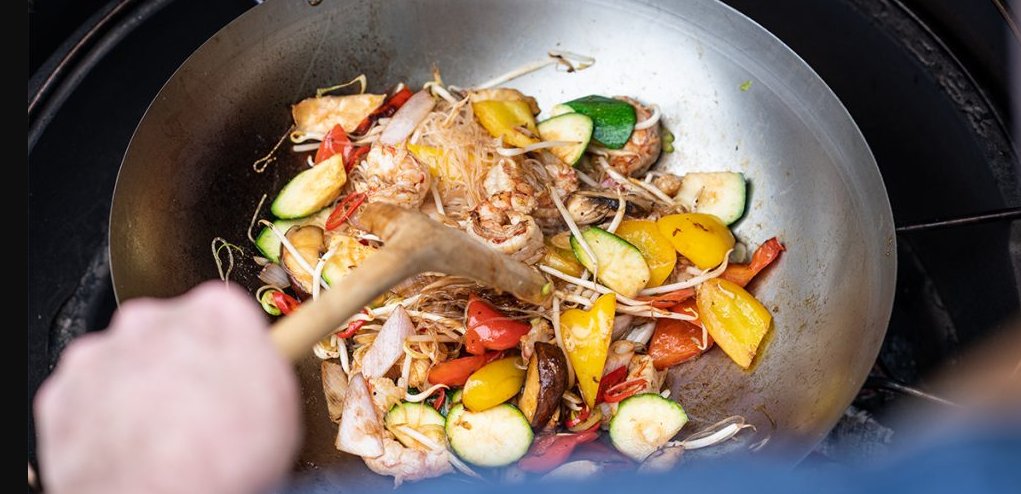 Big Green Egg Carbon steel wok