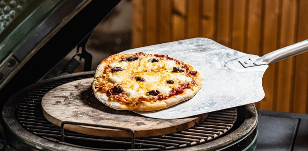 Big Green Egg Pizzaschep