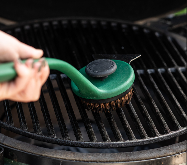 Big Green Egg SpeediClean Schrobber met lang handvat
