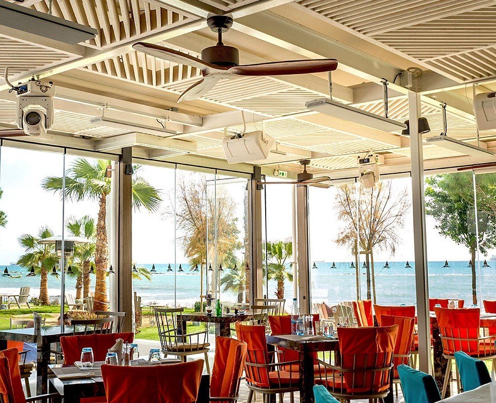 Heatstrip Elegance Remote 2400 Watt terrasverwarmer + app