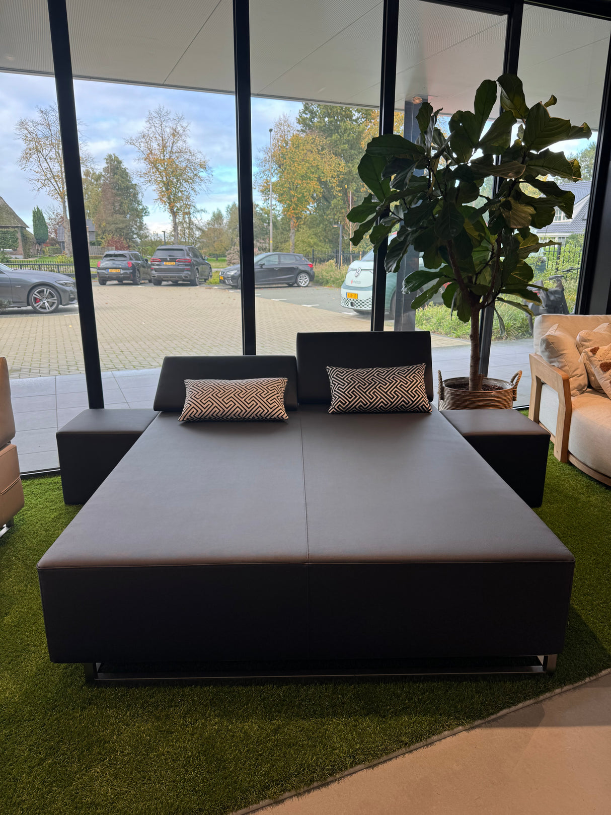Loungebed met bijzettafels showroommodel – 160 x 200 cm