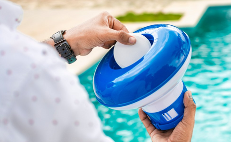 Hoeveel chloor moet er in mijn zwembad?