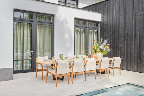 SUNS Palermo tafel 420 x 100 cm - Natural new teak blad / Matt royal grey frame