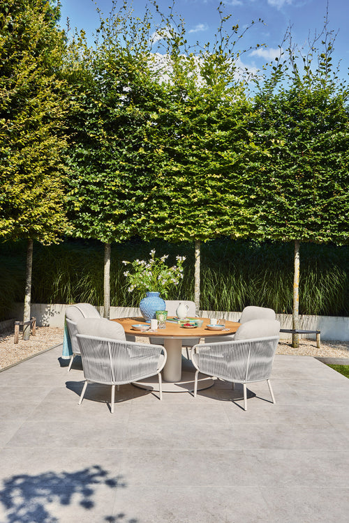 SUNS Low dining set met Grado tafel en Dolce stoelen