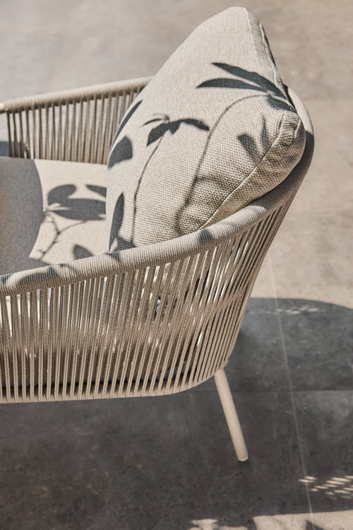 SUNS Dolce low dining chair - Natural gravel / Matt royal grey
