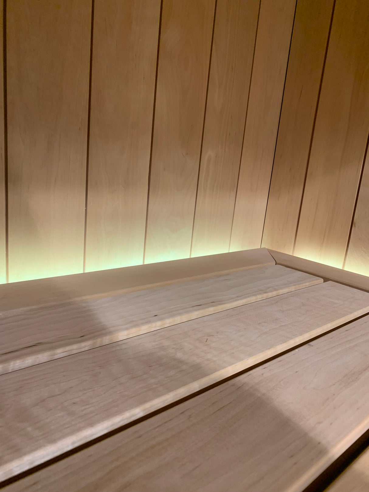 Rhodos maatwerk binnensauna 220 x 200 x 221 cm - elzenhout