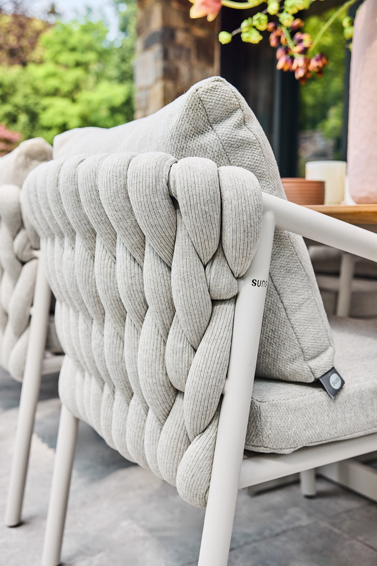 SUNS Sato dining chair